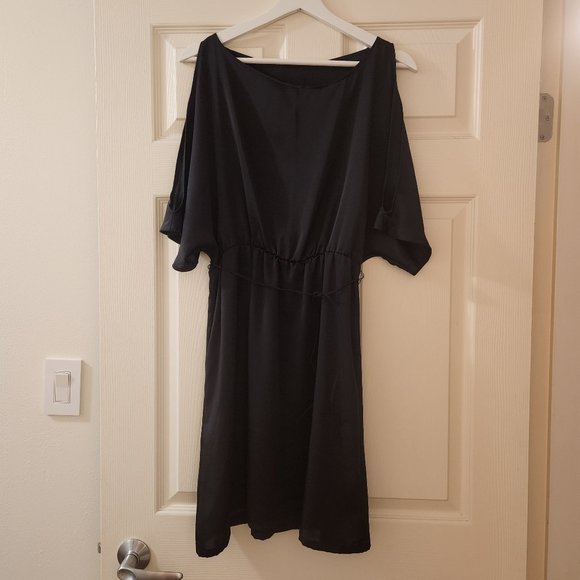 Black Relaxed Knee-length Dress with Shoulder+Arm Cut-outs - Picture 1 of 2